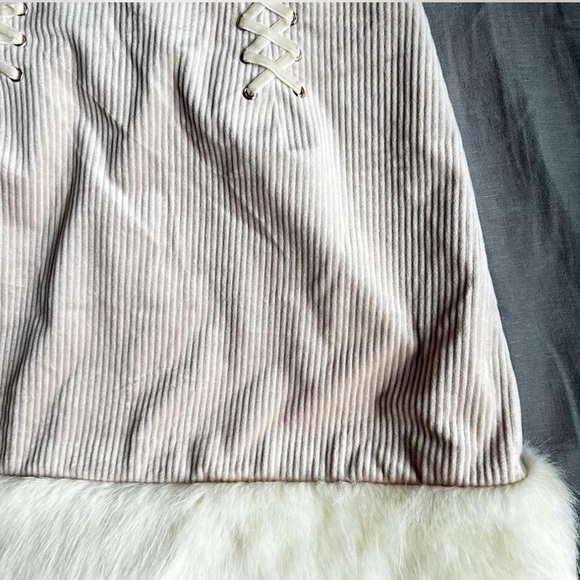 Fur Hem Pink Skirt - Picture 3 of 6